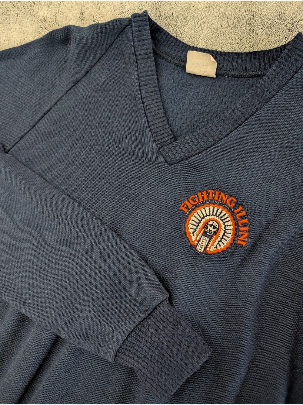 Vtg 80s University of Illinois Fighting Illini V-Neck Sweatshirt L